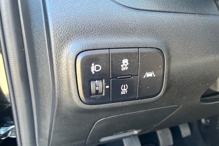 Sort Hyundai i10 fra 2021