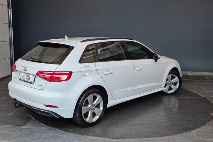 Hvid Audi A3 fra 2018