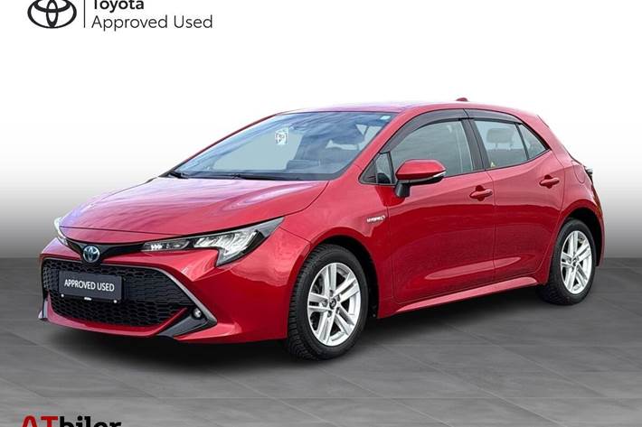 Rød Toyota Corolla fra 2019