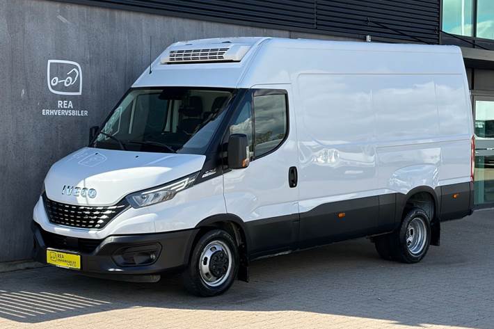 Hvid Iveco Daily fra 2020