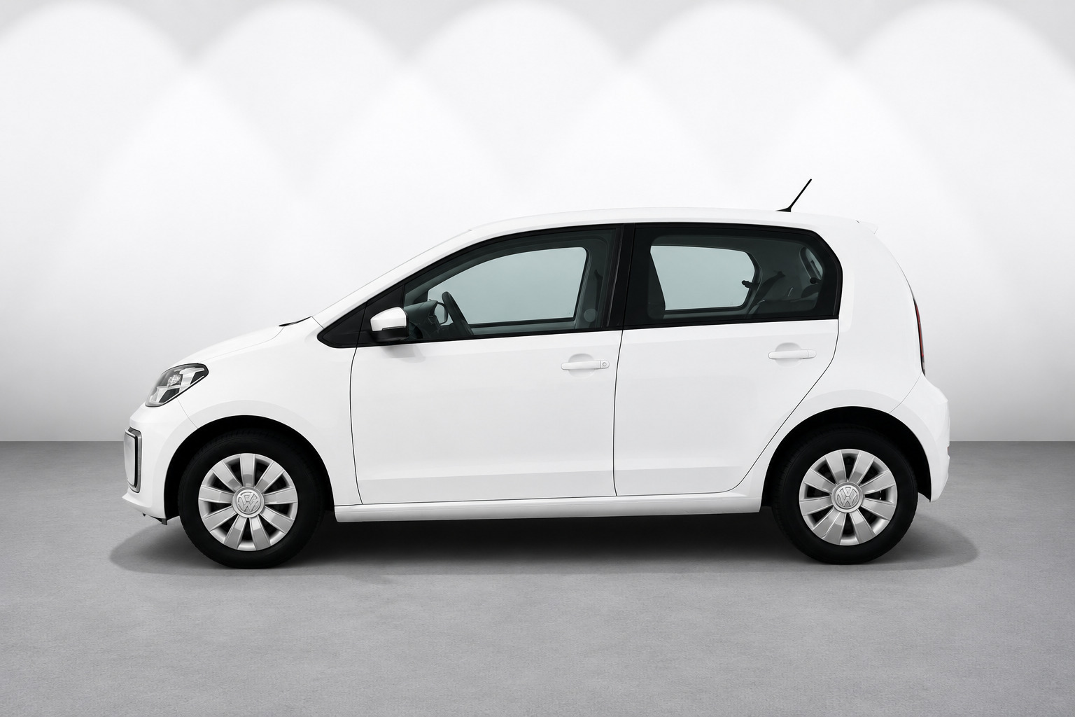 Hvid VW e-up fra 2021