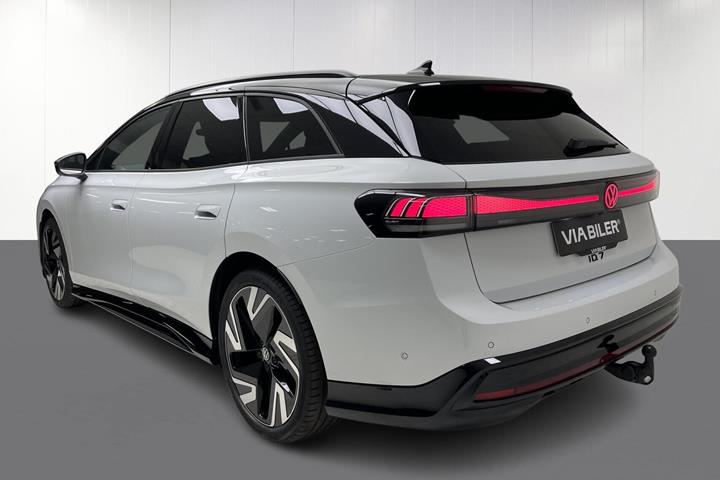 Hvid VW ID.7 fra 2026