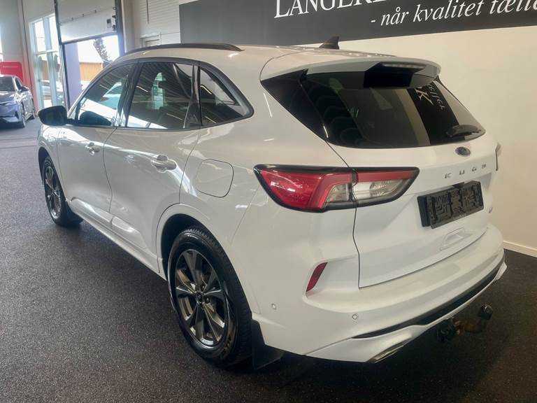 Ford Kuga 2,5 PHEV ST-Line X CVT