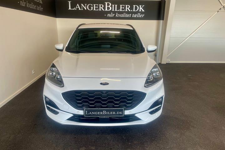 Hvid Ford Kuga fra 2022