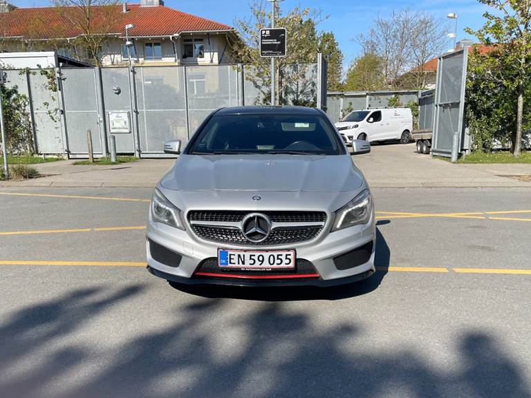 Mercedes CLA250 2,0 AMG Line Coupé aut.