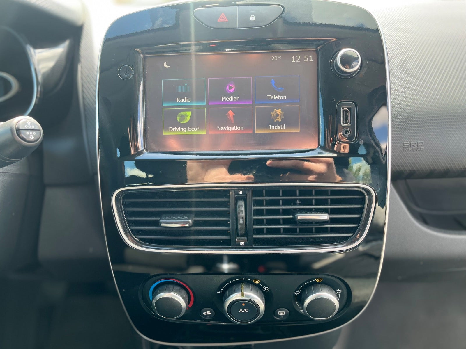 Sort Renault Clio IV fra 2017