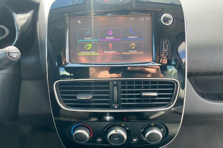 Sort Renault Clio IV fra 2017
