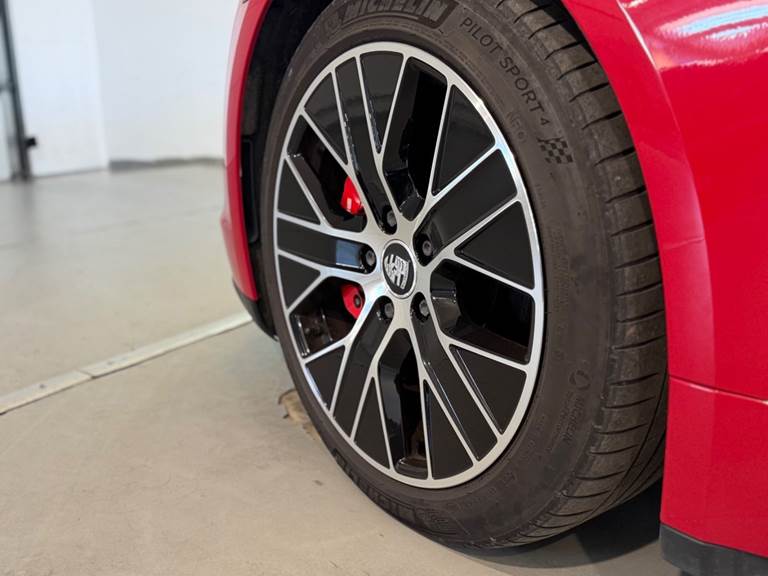 Porsche Taycan 4S Performance+