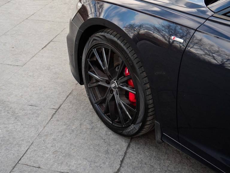 Audi A6 55 TFSi e S-line Avant quattro S-tr.