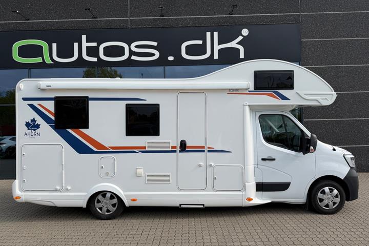 Hvid Ahorn Camp A690 fra 2023 set udefra