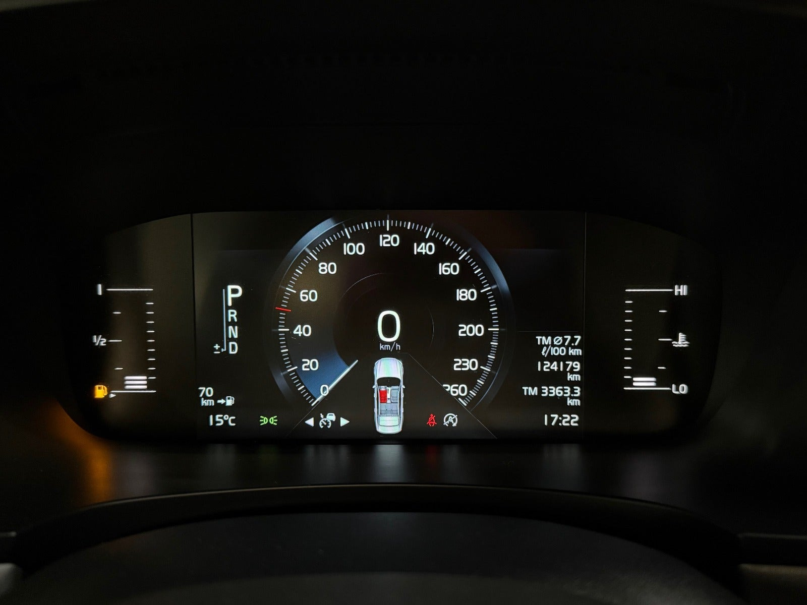 Sølv Volvo S90 fra 2017