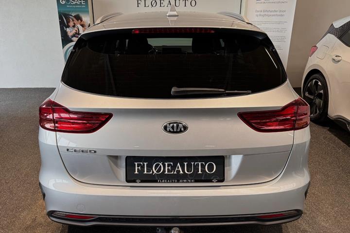 Sølv Kia Ceed fra 2020