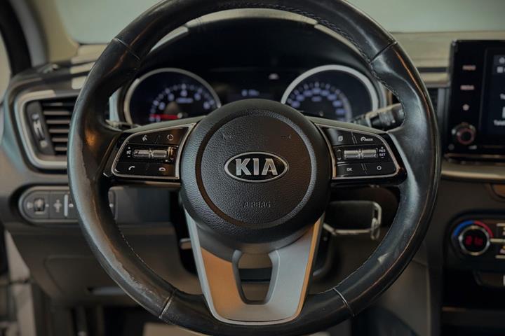Sølv Kia Ceed fra 2020