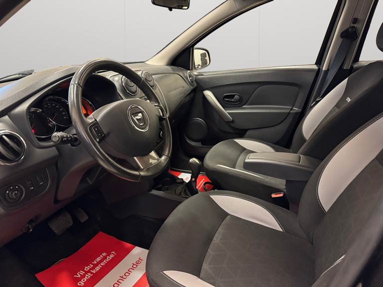 Dacia Sandero 0,9 TCe 90 Family Easy-R