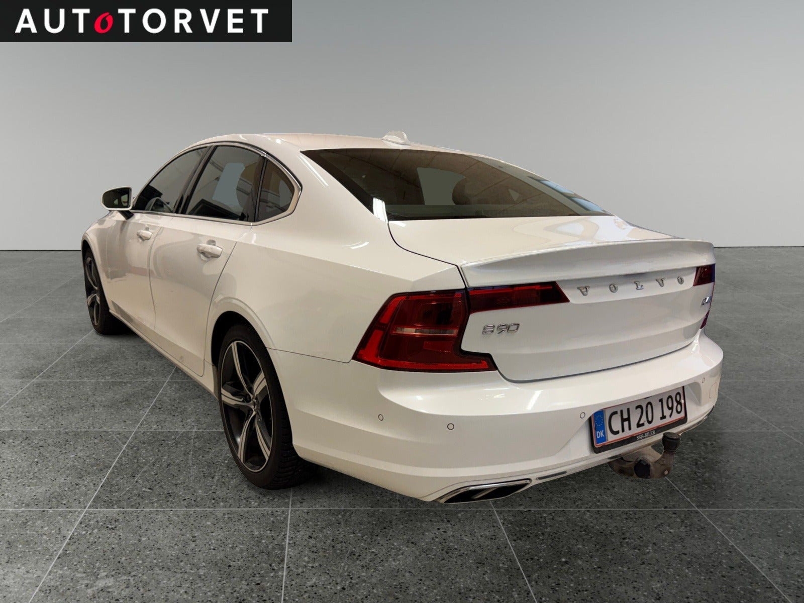 Hvid Volvo S90 fra 2018