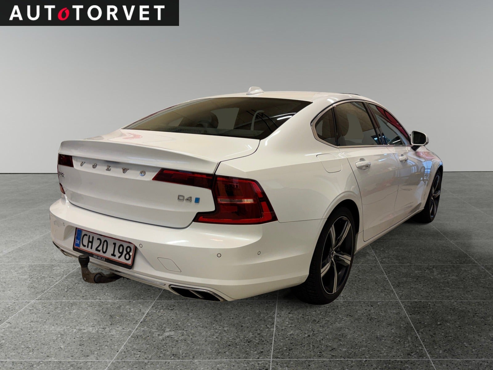 Hvid Volvo S90 fra 2018