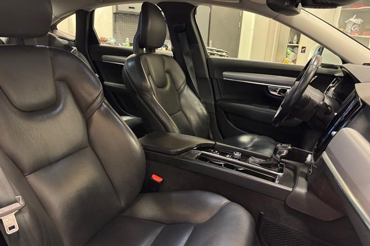 Hvid Volvo S90 fra 2018