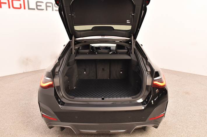 Sort BMW i4 fra 2022