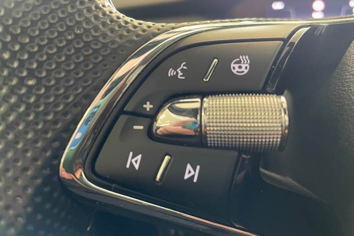Grå Skoda Enyaq fra 2024
