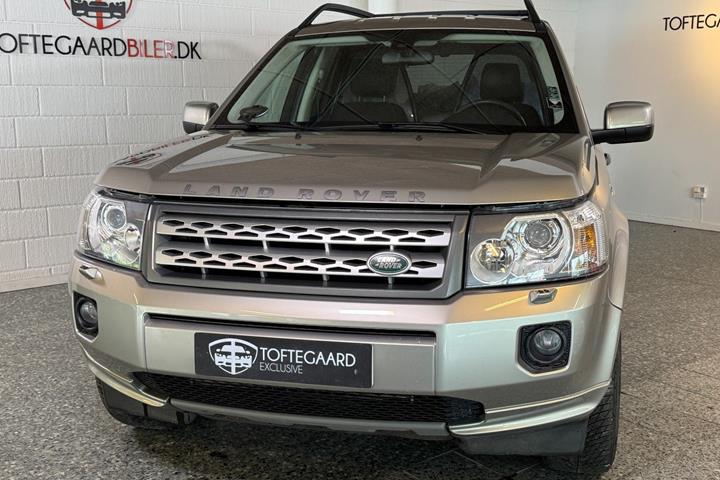 Beige Land Rover Freelander 2 fra 2011