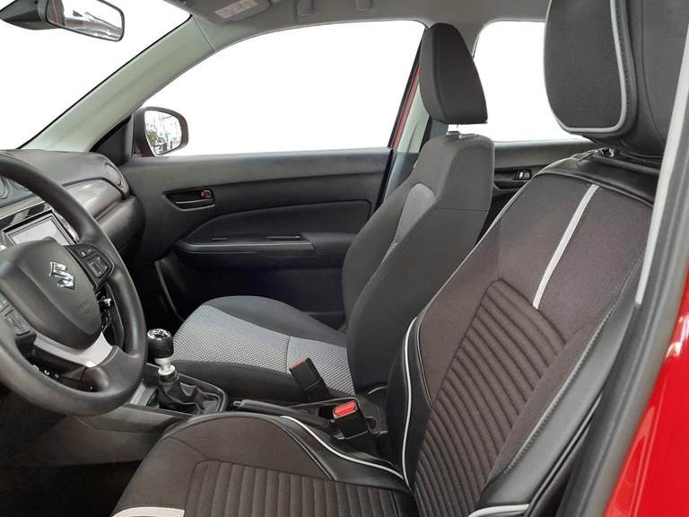 Suzuki Vitara 1,4 mHybrid Touch