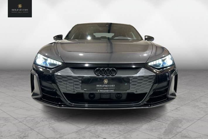 Grå Audi e-tron GT fra 2022