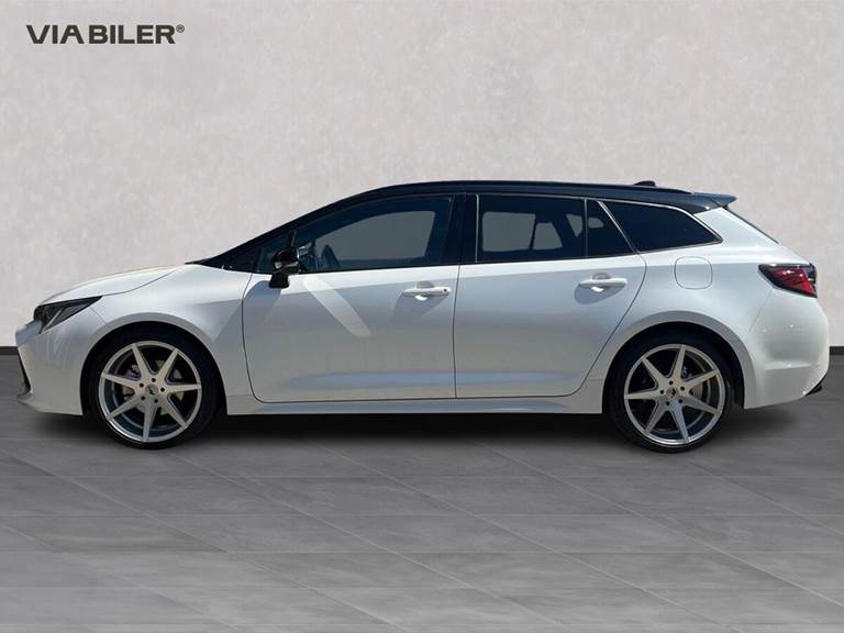 Toyota Corolla 2,0 Touring Sports Hybrid H3 Premium E-CVT 180HK Stc 6g Aut.