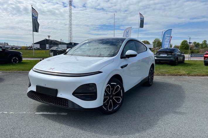 Hvid Xpeng G6 fra 2026