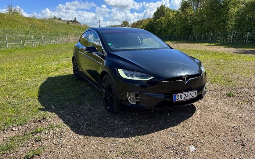 Tesla Model X 100D 7prs