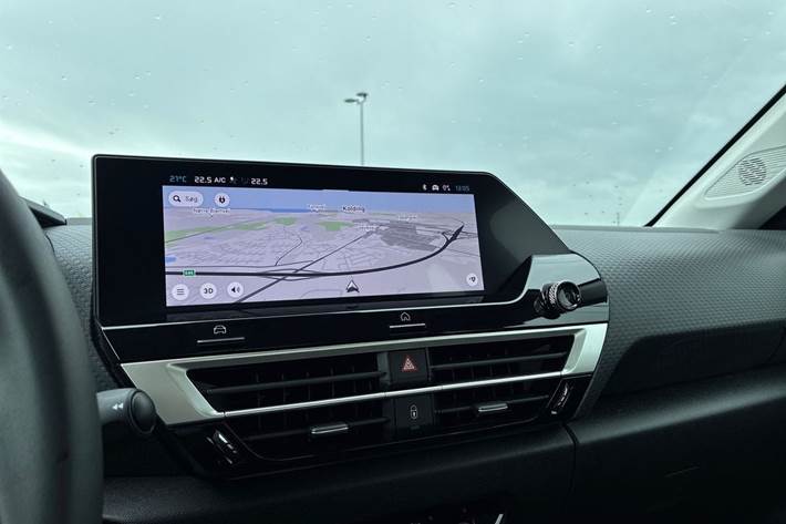 Grå Citroën ë-C4 X fra 2025