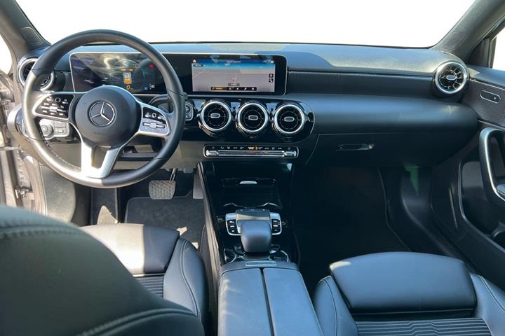 undefined Mercedes A200 fra 2018
