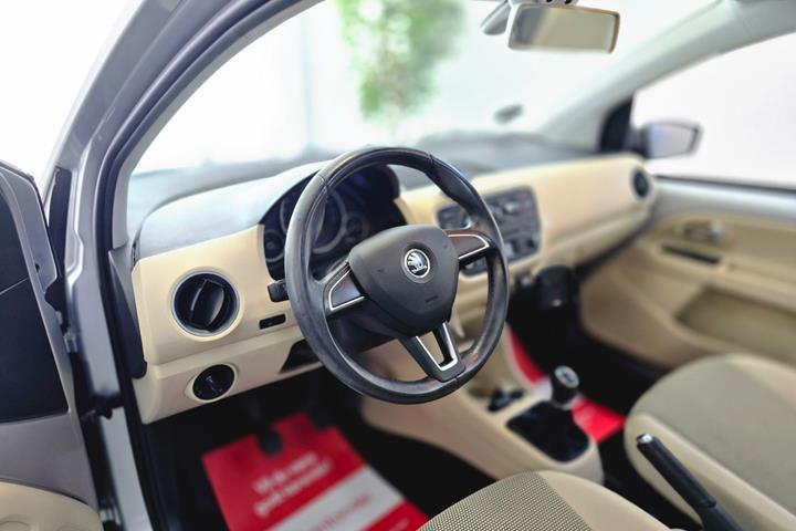 Sølv Skoda Citigo fra 2014
