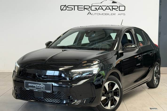 Sort Opel Corsa-e fra 2024