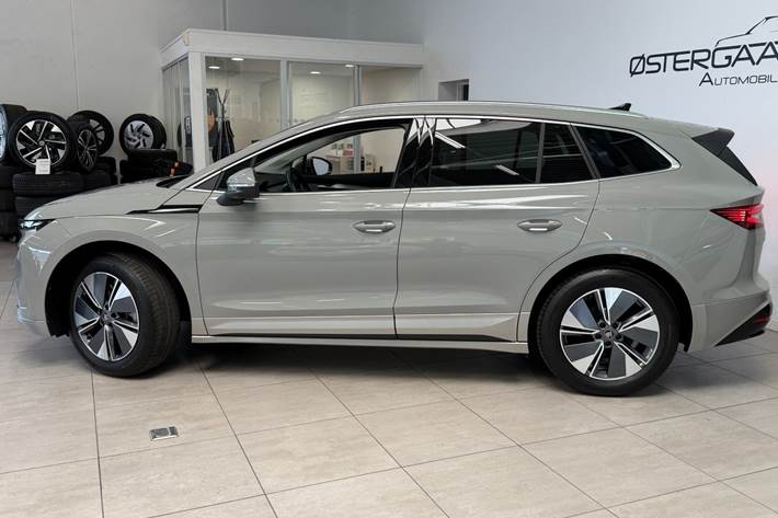 Grå Skoda Enyaq fra 2026