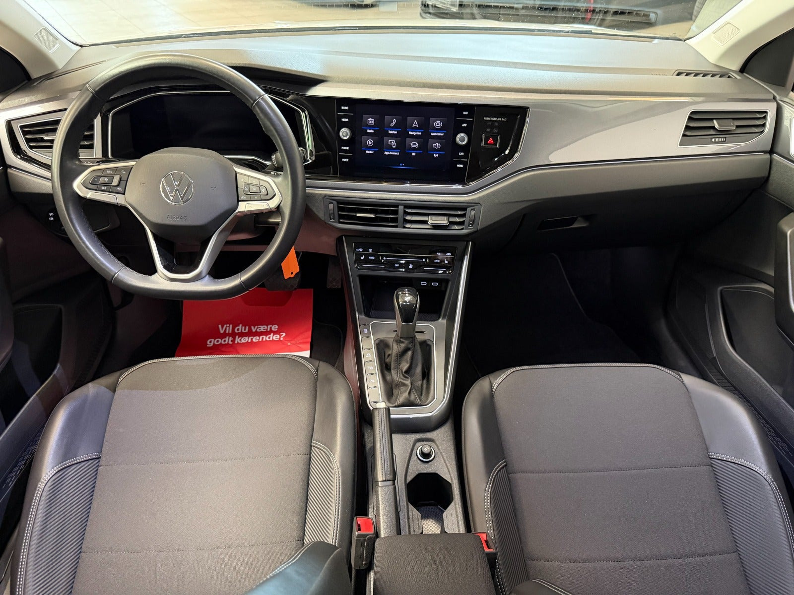 Hvid VW Taigo fra 2022