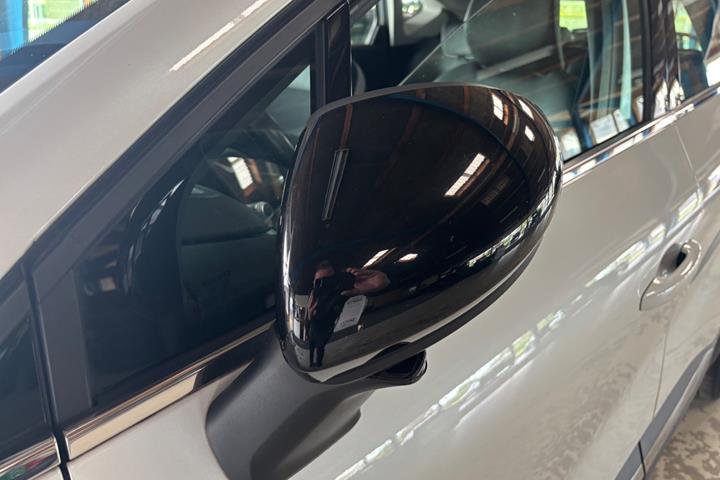 Hvid Renault Captur fra 2020