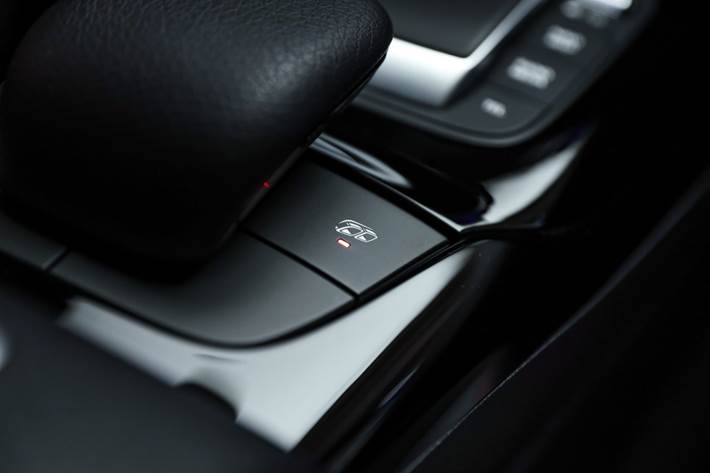 Sort Mercedes A45 fra 2022