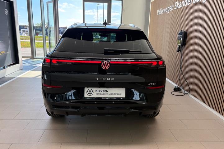 Sort VW T-Roc fra 2026