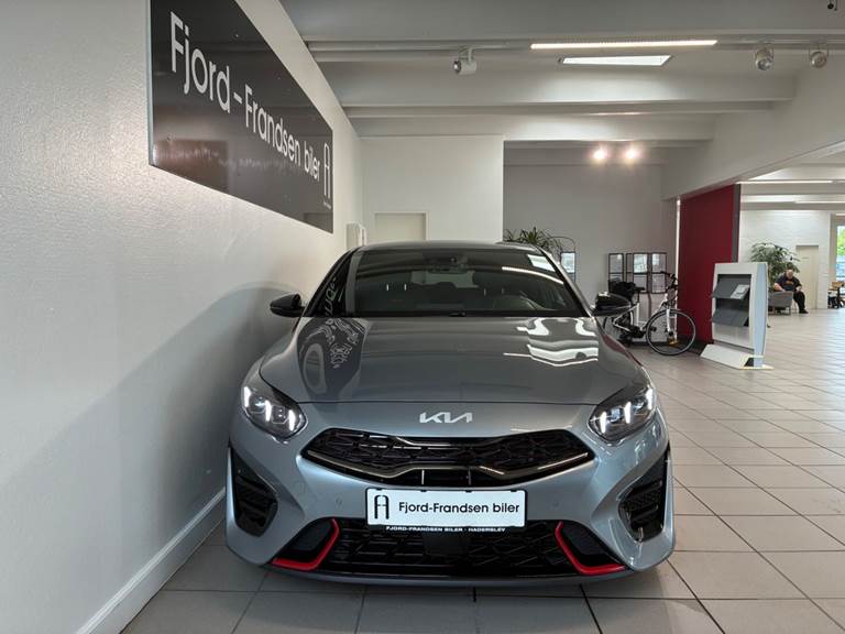 Kia ProCeed 1,6 T-GDi GT DCT