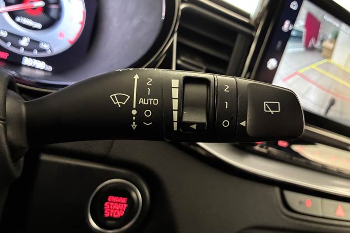 Sølv Kia ProCeed fra 2024