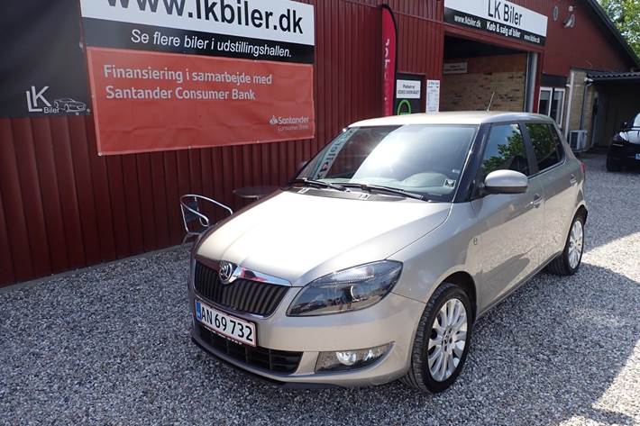 Beige Skoda Fabia fra 2014