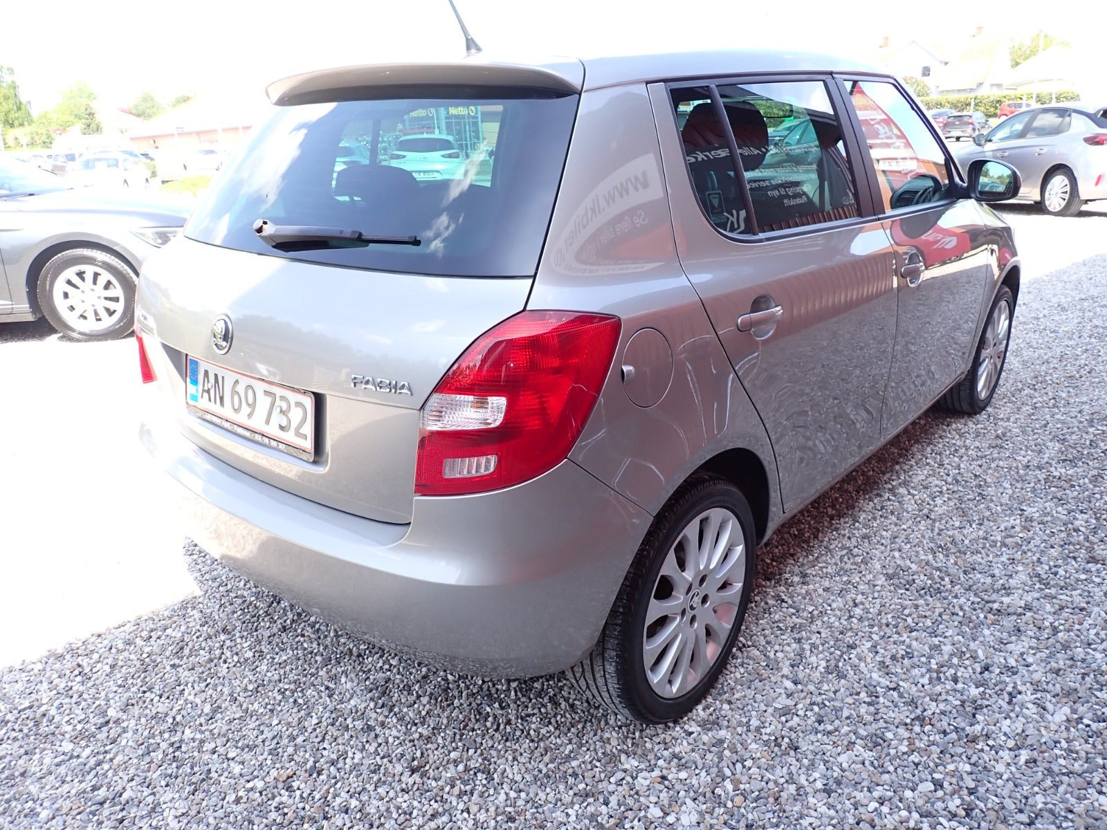 Beige Skoda Fabia fra 2014