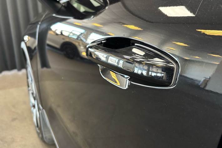 Sort Volvo C40 fra 2022