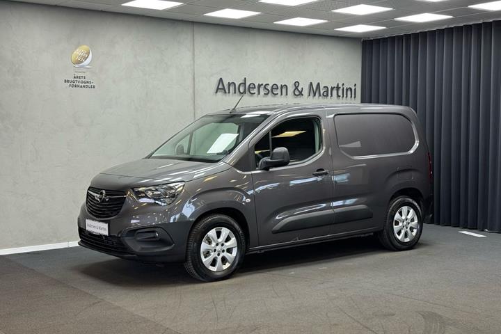 Grå Opel Combo-e fra 2023