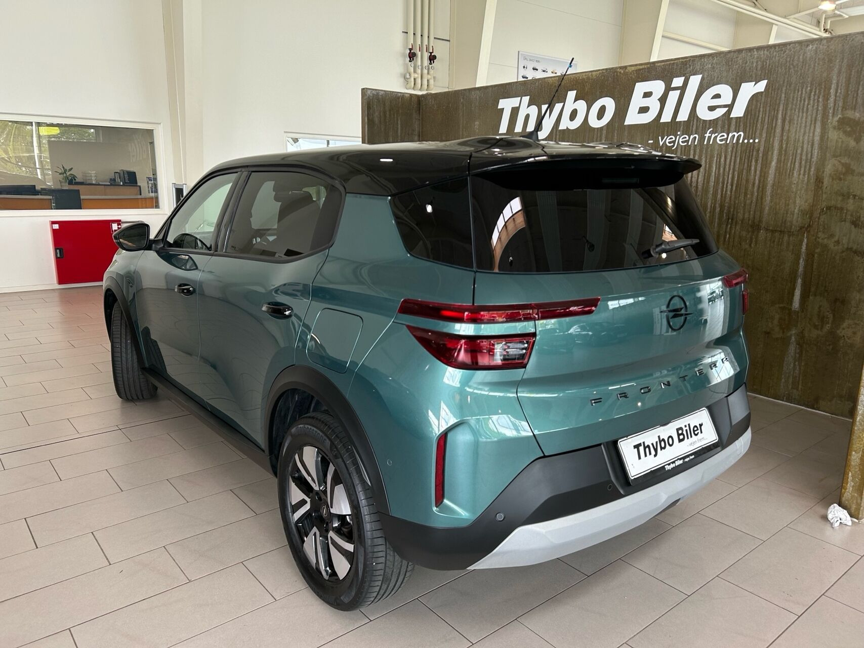 Grøn Opel Frontera fra 2025