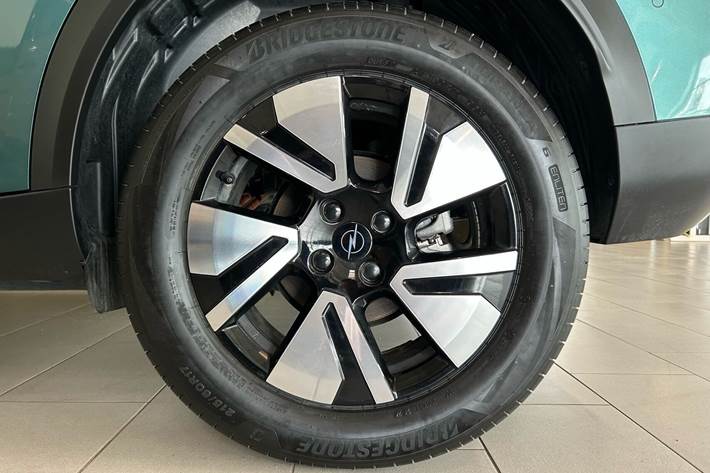 Grøn Opel Frontera fra 2025