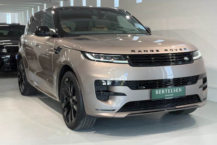 Orange Land Rover Range Rover sport fra 2023