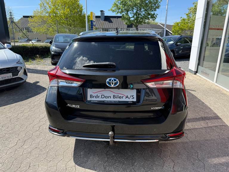 Toyota Auris 1,8 Hybrid H2 Comfort Touring Sports CVT