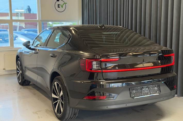 Sort Polestar 2 fra 2021