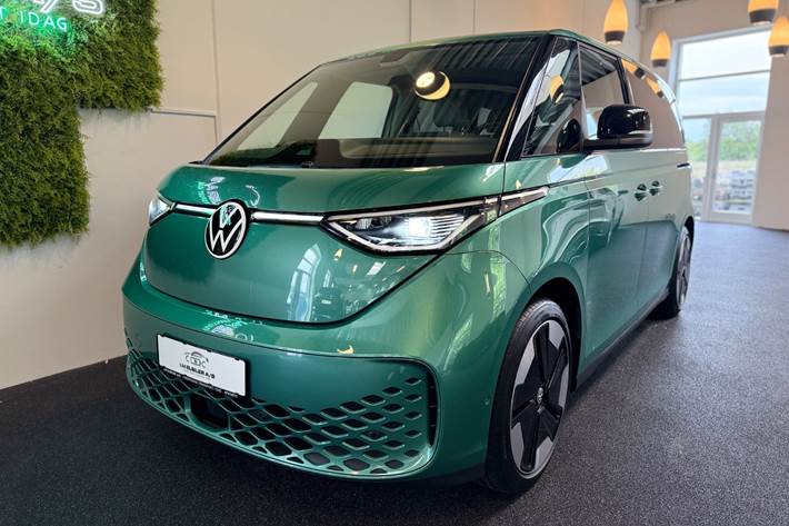 Grøn VW ID.Buzz fra 2023